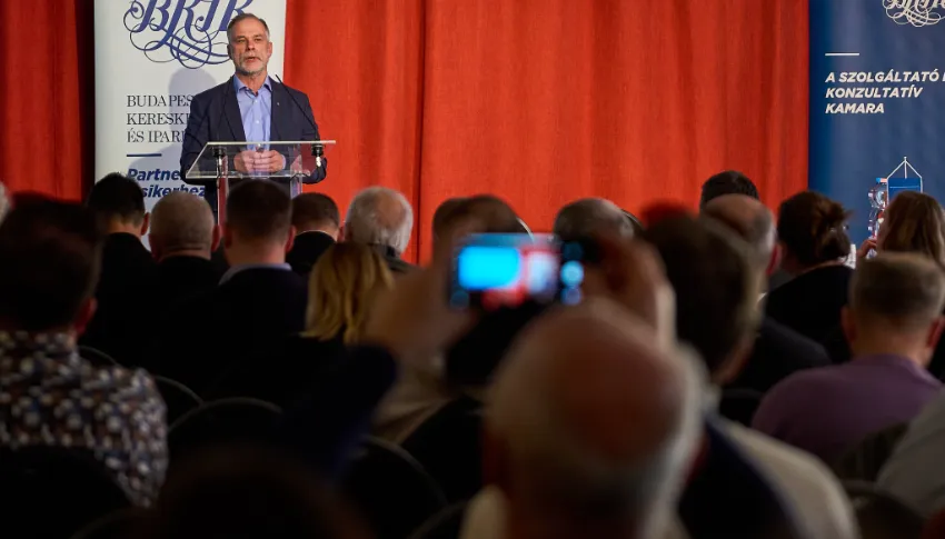 Tájékoztató előadás a Mesterséges Intelligencia használatáról és beszámoló a IX. Kerületi Tagcsoport tevékenységéről