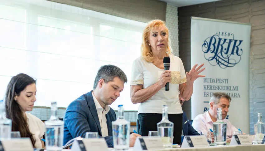 Meghívó üzleti reggeli XX., XXI., XXIII. kerületi vállalkozások számára 