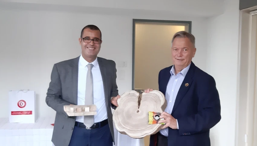 Értekezlet H.E. Abdelkarim HERMI-vel Tunézia nagykövetével, valamint Faycal Nagazi nagykövet-helyettessel