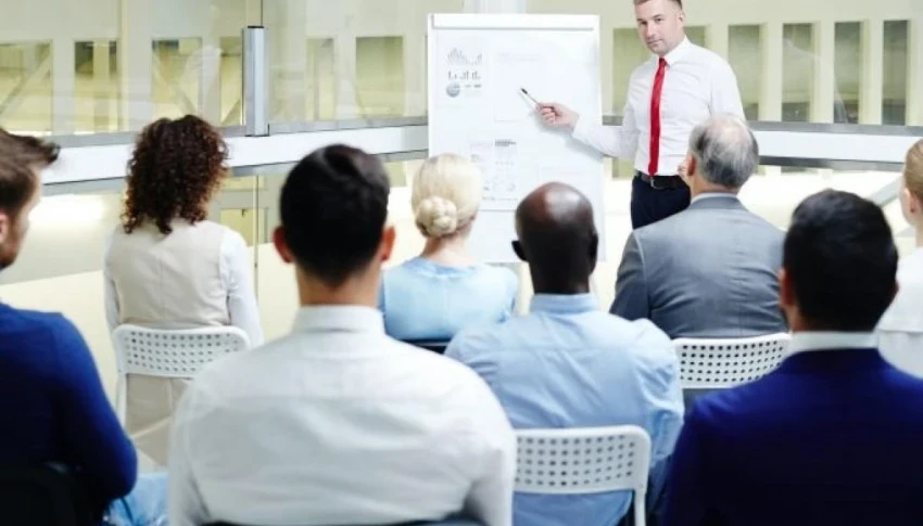 Felhívás új szakértőnek