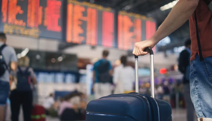BBT: Milyen jogi lehetőségei vannak az utasoknak, ha késik vagy kimarad a repülő?