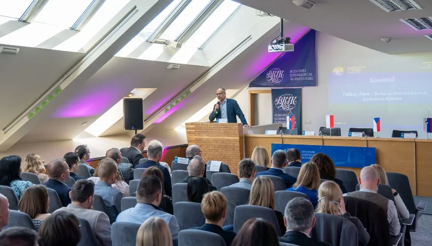 Közép-Európa Kapujában: Üzleti Innováció és Hálózatépítés a Juhhé!-BKIK Konferencián