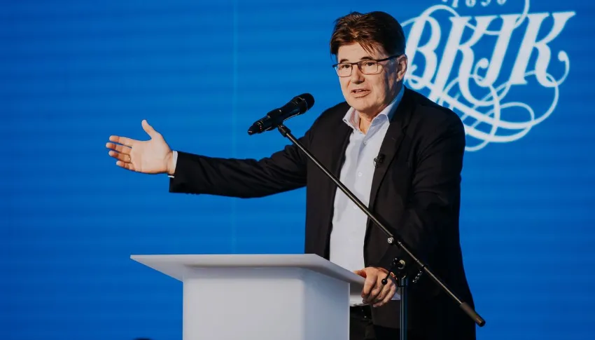 Nagy Elek leszámolt Parragh László utolsó hagyatékával: ugrott a luxusiroda és az elnöki Mercedes-Benz – Ausztriát csinálnak Magyarországon az MKIK-nál