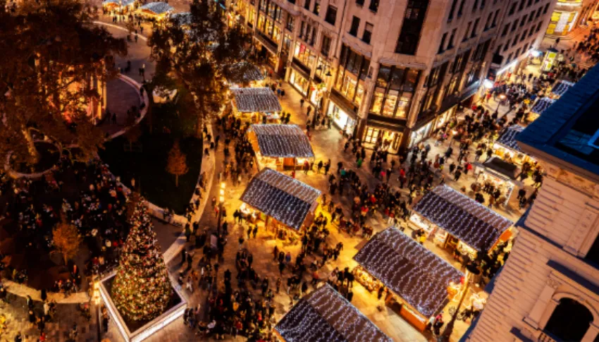 TÁJÉKOZTATÁS Ünnepi nyitvatartásról