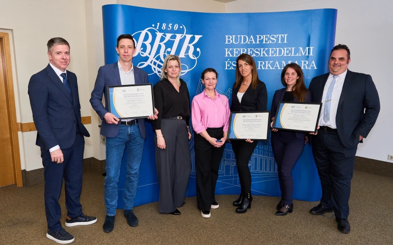 0076-BKIK-web-26-04-15-SG109087