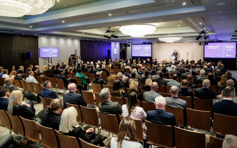 k MKIK_Konferencia_Kempinski_250407_090